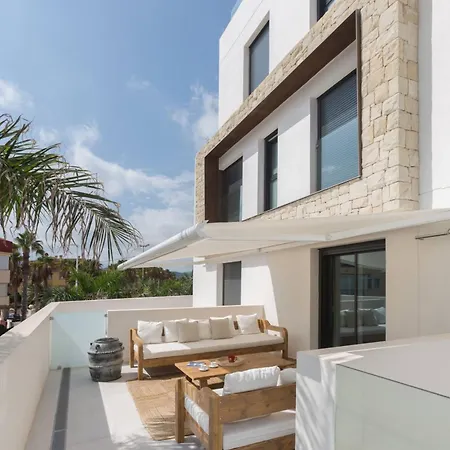 Διαμέρισμα Duplex Santorini *